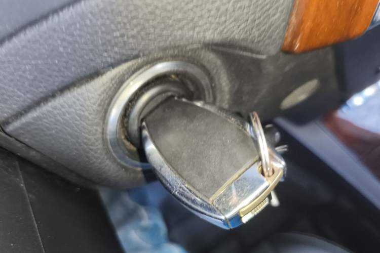 Used Mercedes-Benz C-Class 2013 C 260 Elegant Grand Edition