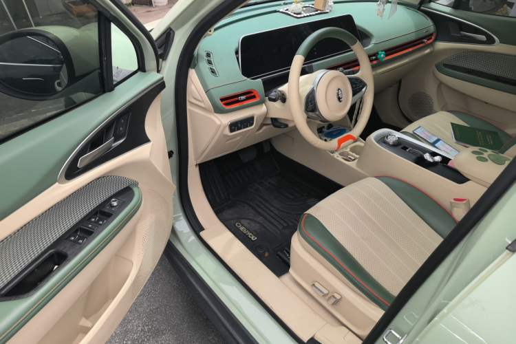 Used ORA Good Cat 2022 400km Standard Range Premium Version Lithium-Ion Battery
