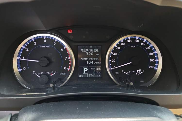 Used Toyota Highlander 2018 2.0T Four-Wheel Drive Elite Edition 7 Seats China VI Standard Instrument Cluster