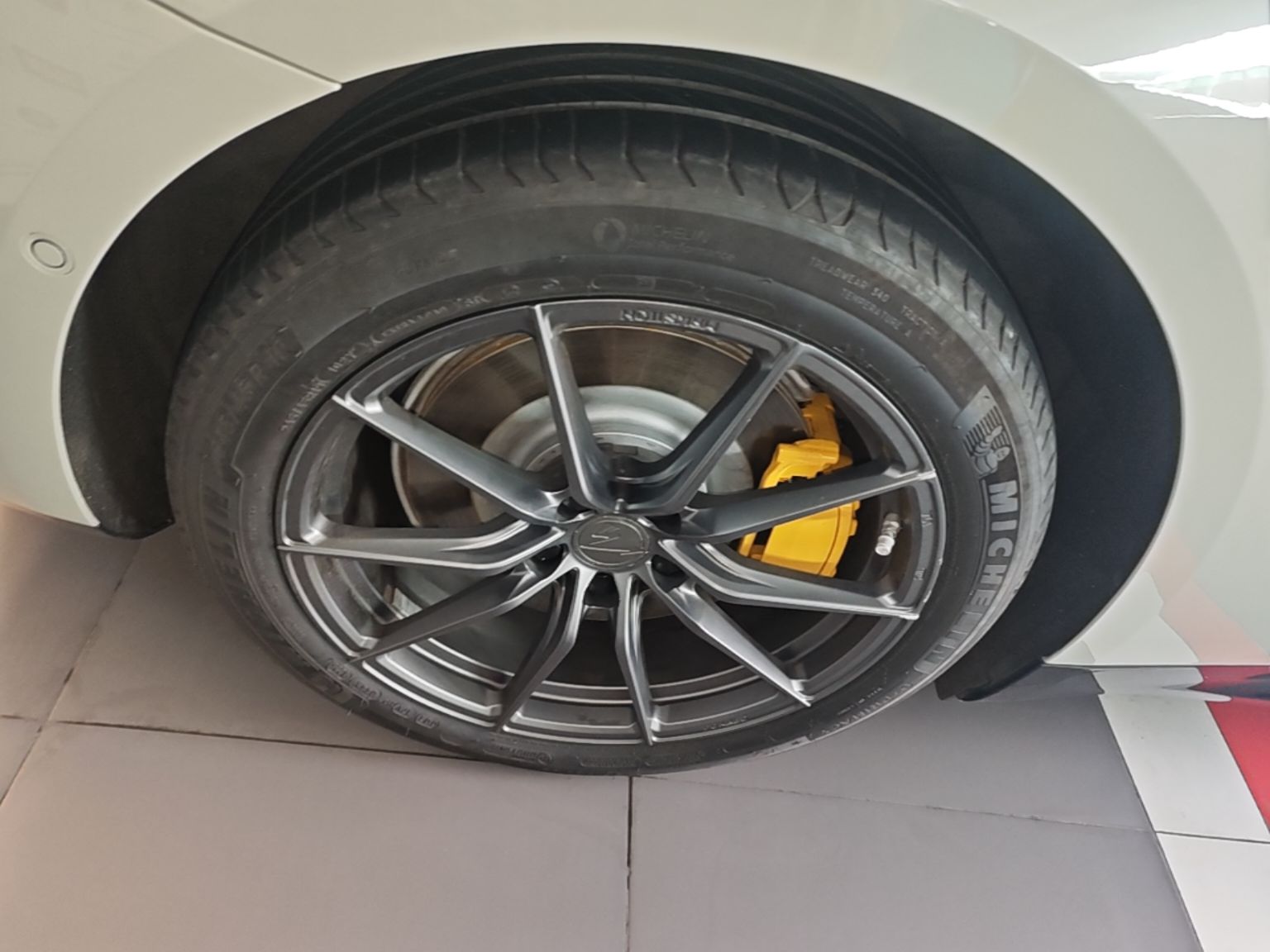 Xiaomi Auto SU7 2024 Four-Wheel Drive Ultra-Long Range Advanced Intelligent Driving Max Edition — снимка 11