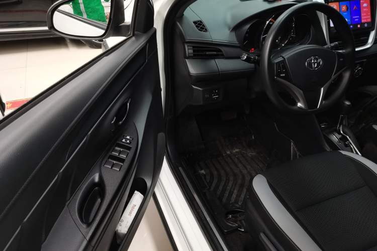 Used Toyota YARiS L Zhi Xuan 2022 X-Trail 1.5L CVT Leading PLUS Edition
