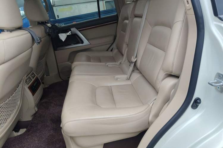 Used Toyota Land Cruiser 