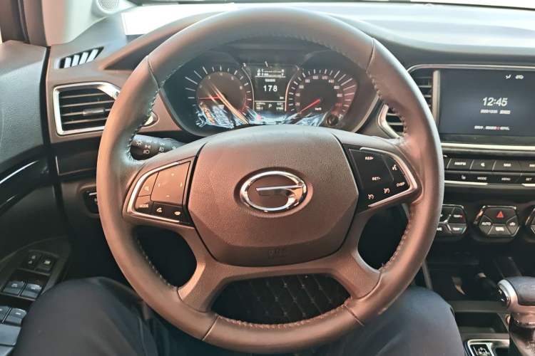 Used GAC Trumpchi GS4 2017 235T Automatic Two-Wheel Drive Luxury Smart Connectivity Version