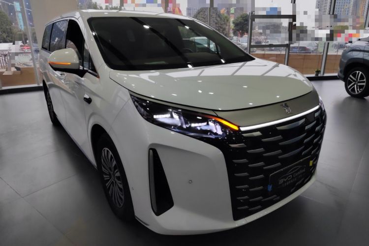 Used BYD Xia 2025 DM-i 1.5T 180km Beyond Edition
