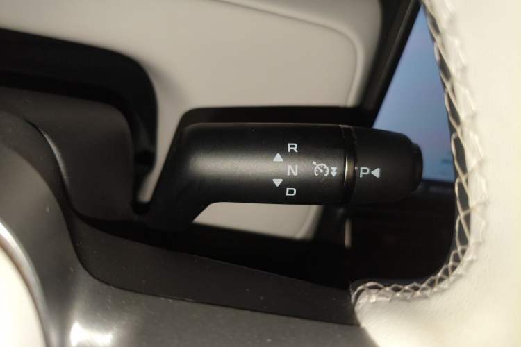 Used iCAR V23 2025 401 Two-Wheel Drive Intelligent Driving Version