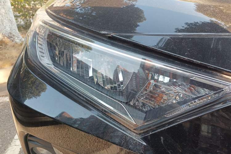 Used Toyota RAV4 2022 2.0L CVT Two-Wheel Drive Fashion Plus Edition
