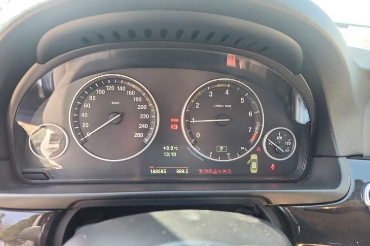 Used BMW 5 Series 2013 525Li Luxury Model
