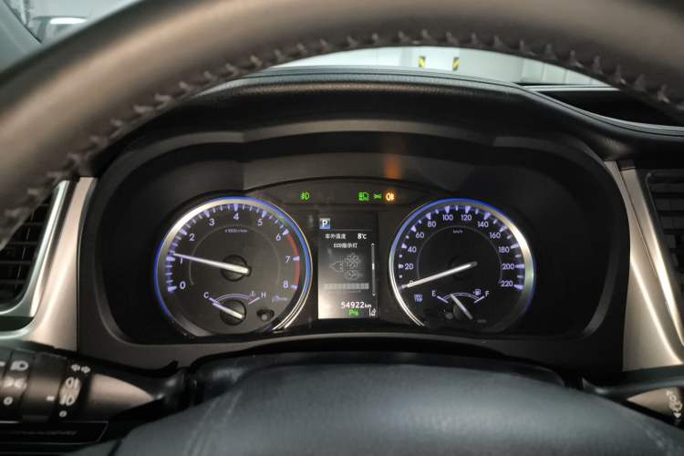 Used Toyota Highlander 2018 2.0T Four-Wheel Drive Luxury Version 7 Seats China VI Standard
