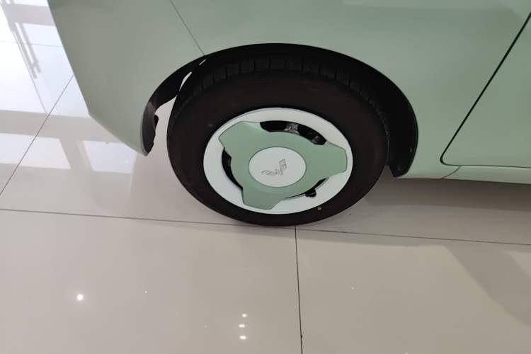 Used Wuling Hongguang MINIEV 2022 Macaron Premium Model – Lithium Iron Phosphate
