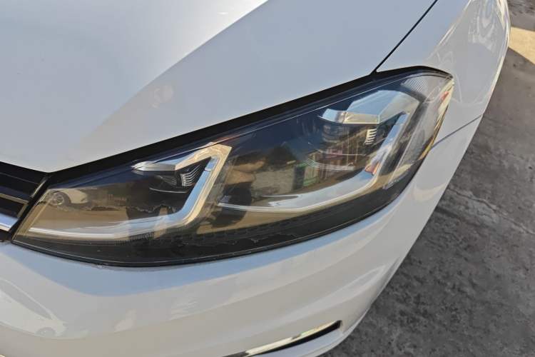 Used Volkswagen Golf 2020 Zhiai Edition 200TSI DSG Comfortable & Ambitious Version
