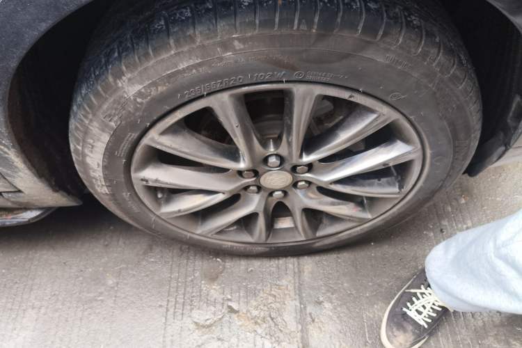 Used Buick Enclave 2020 28T Two-Wheel Drive Prestige Version