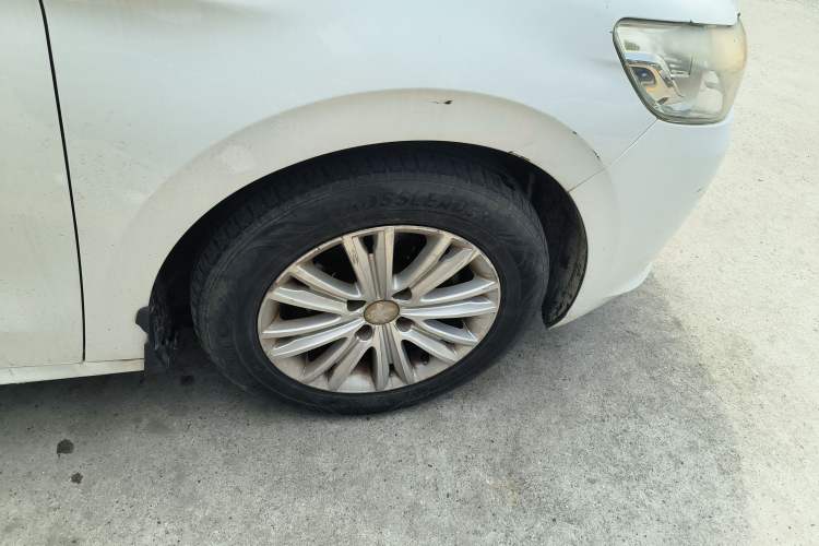 Used Peugeot 301 2014 1.6L Manual Comfort Edition Right Rear Wheel Hub