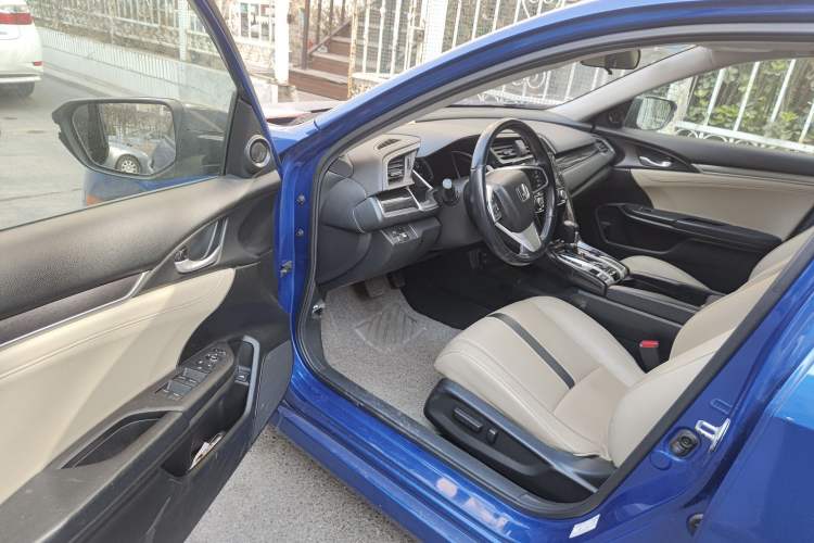 Used Honda Civic 2016 220TURBO CVT Prestige Edition