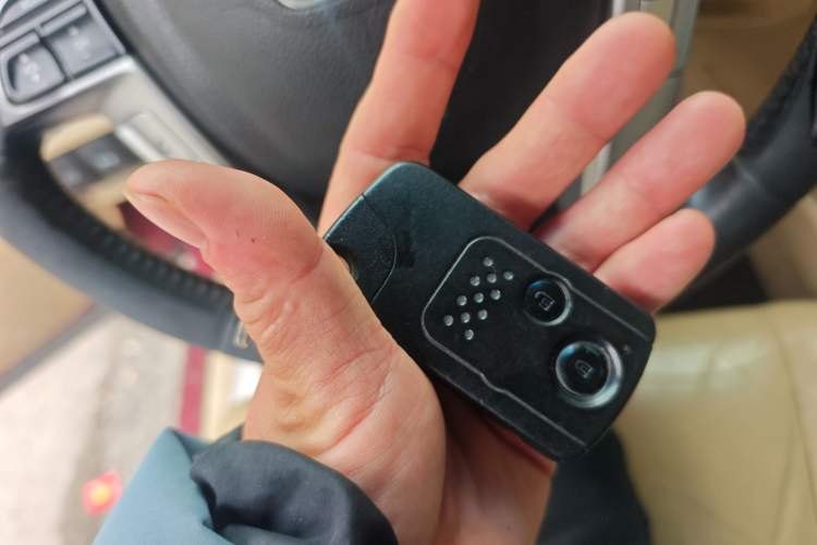 Used Honda Crosstour 2012 2.4L Prestige Edition