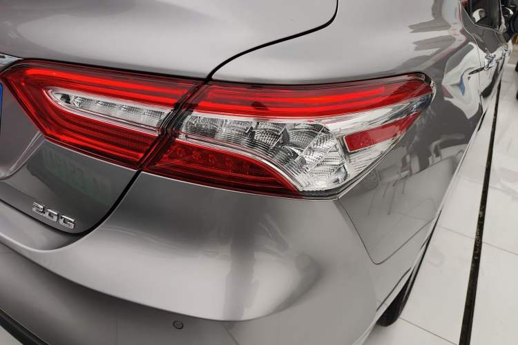 Used Toyota Camry 2021 2.0G Luxury Edition