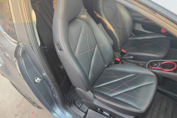 Used Chery Little Ant 2022 Sweet Pink Edition Low-Sugar Version Lithium Iron Phosphate 30 kW 301 km
