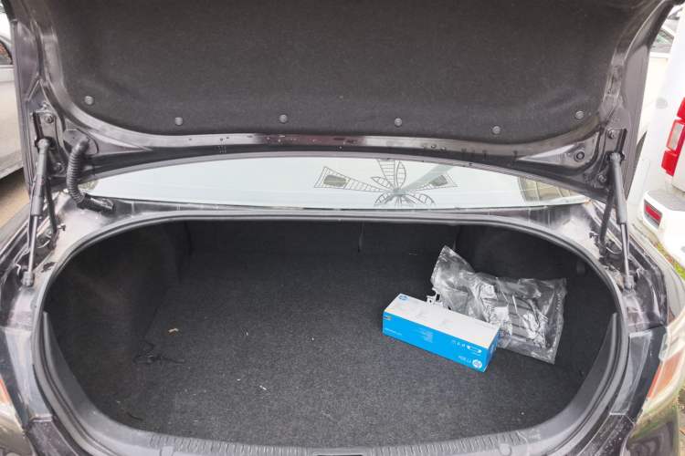 Used Mazda 6 2012 2.0L Automatic Elite Edition Trunk