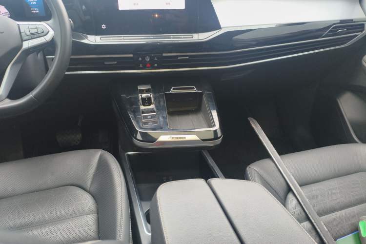 Used Volkswagen Talagon 2023 Facelift 380TSI All-Wheel-Drive Luxury Jiajing Pro 6-Seater
