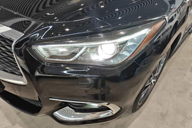 Used Infiniti QX60 2018 2.5 S/C Hybrid Two-Wheel-Drive Excellence Edition China VI Standard Left Front Headlight