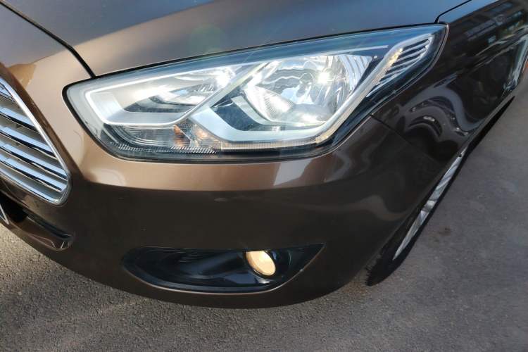 Used Ford Escort 2015 1.5L Manual Comfort Model