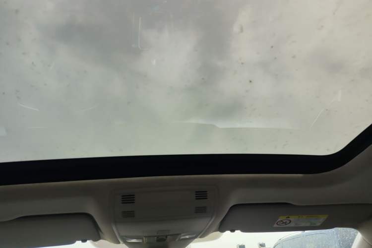 Used Volkswagen Magotan 2025 Zhongxiang Version 330TSI DSG Luxury Edition