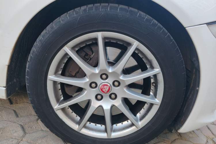 Used Jaguar XJ 2015 XJL 2.0T Elegance Business 80th Anniversary Limited Edition
