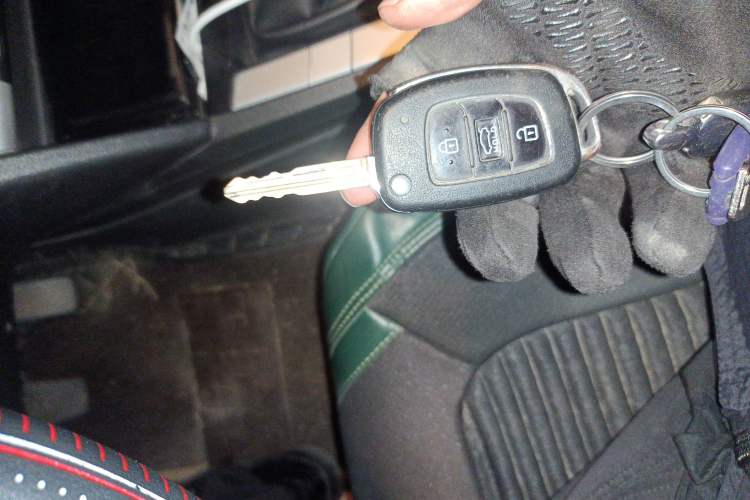 Used Hyundai Elantra (6th Generation / Lingdong) 2016 1.6L Manual ZhiXuan · Dynamic Model
