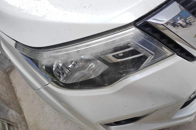 Used Nissan Terra 2018 2.5L Automatic 2WD Luxury Edition