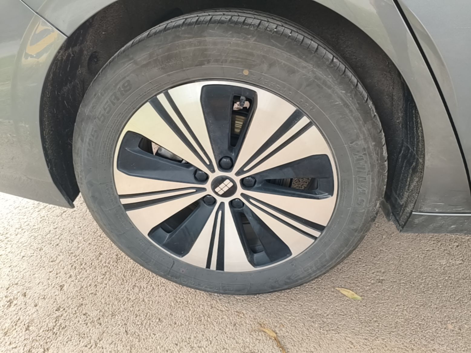 Geely Galaxy A7 2025 Model EM-i 150km Exploration+ Edition — снимка 11
