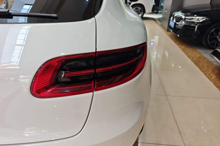 Used Porsche Macan 2017 Macan 2.0T
