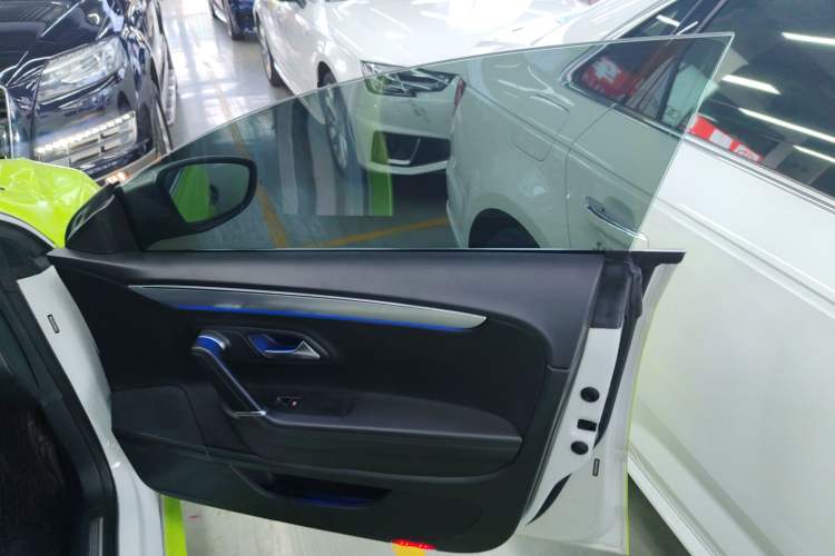 Used Volkswagen FAW-Volkswagen CC 2016 2.0 TSI Luxury Model Right Front Door Interior