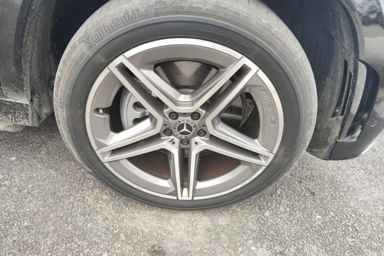 Used Mercedes-Benz GLS 2021 Refresh GLS 450 4MATIC Fashion Edition Right Front Wheel Hub