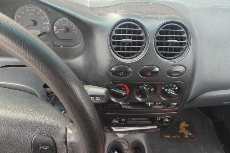 Used Baojun Lechi 2012 Revised 1.0L Manual P-TEC Standard Edition