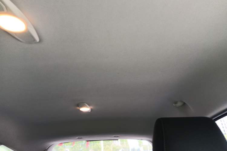 Used Ford Focus 2017 Hatchback 1.6L Automatic Comfort Plus SmartDrive Edition
