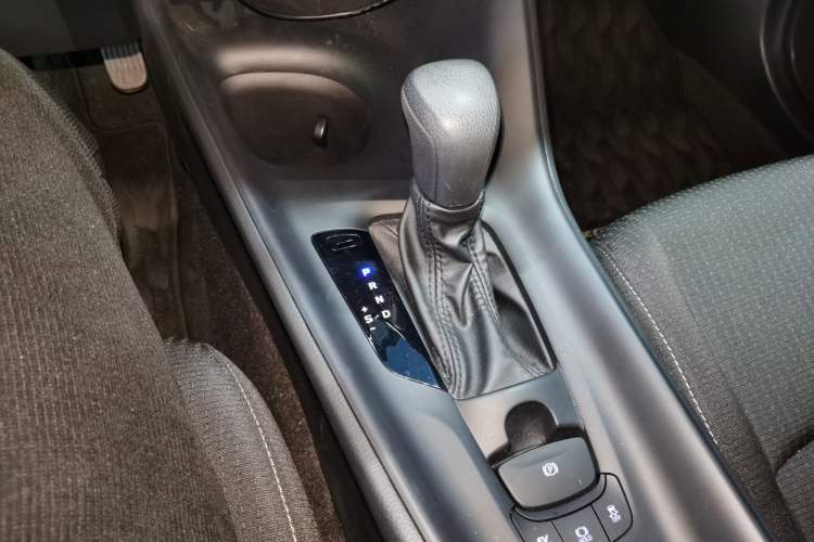 Used Toyota IZOA 2021 Dual-Motor 2.0L Yixiang Edition