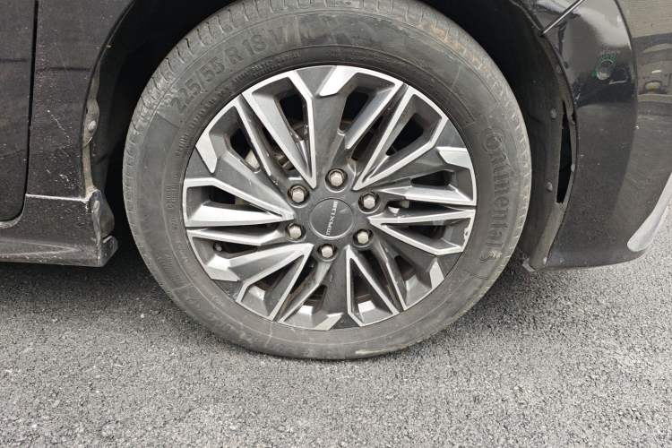 Used SAIC MAXUS G20 2021 PLUS 2.0T Gasoline Automatic Flagship Edition