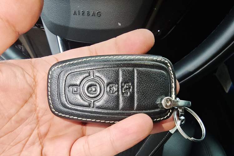 Used Lincoln Corsair 2020 2.0T Two-Wheel Drive Luxury Edition