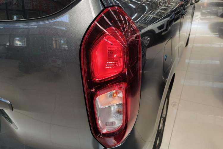 Used Wuling Hongguang New Energy 2025 Extended-Range Hybrid 50KM Comfort Version