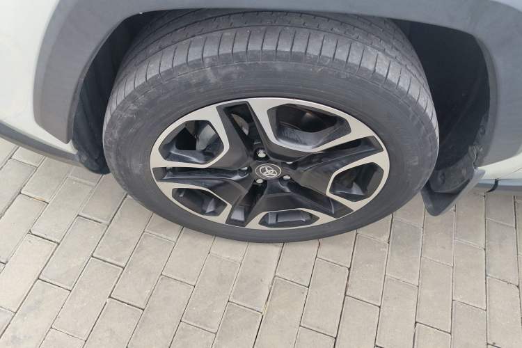 Used Toyota RAV4 2020 2.0L CVT Four-Wheel Drive Prestige Edition Exterior 4