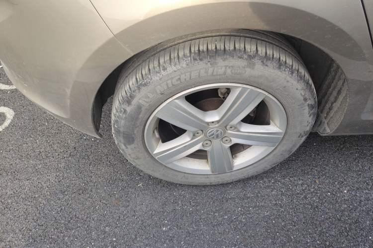 Used Volkswagen Golf 2014 1.4TSI Automatic Luxury Model
