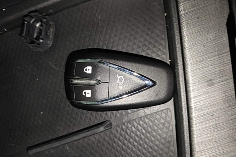 Used CHANGAN UNI-T 2020 1.5T Prestige Version
