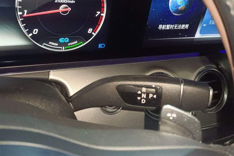 Used Mercedes-Benz E-Class 2019 E 260 Sport Edition Gear Lever