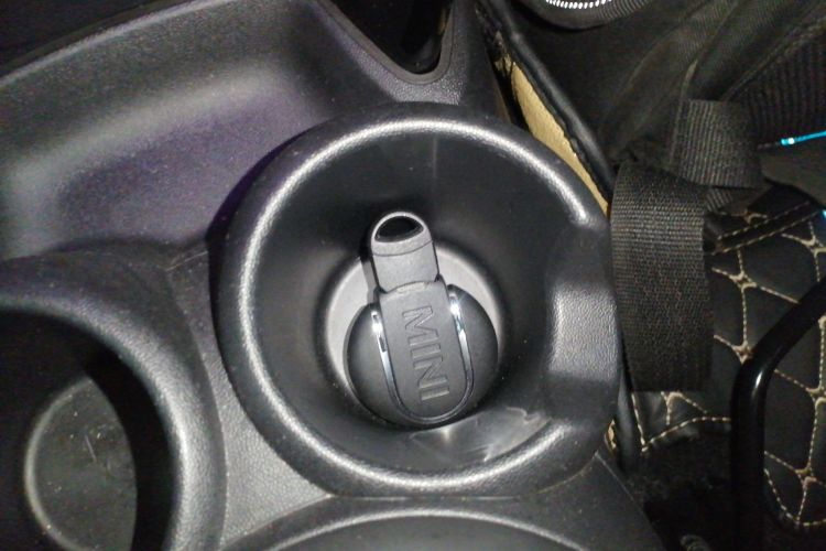 Used MINI 2022 1.5T COOPER Artist Vehicle Key