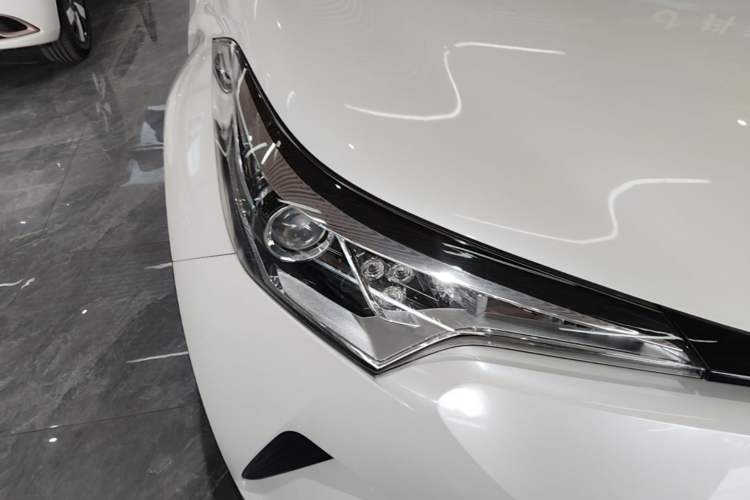 Used Toyota C-HR 2020 2.0L Leading Edition
