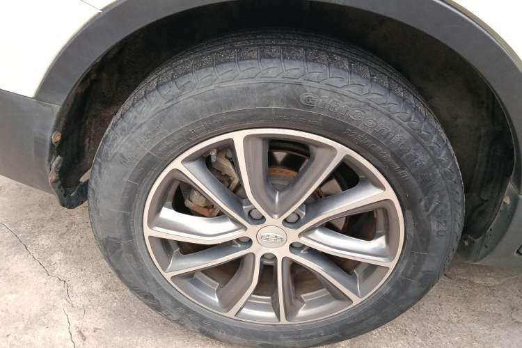 Used Geely Auto Emgrand X7 Sport 2018 1.8TD Automatic Two-Wheel Drive Smart Connect 4G Internet Edition