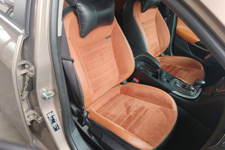 Used Buick Regal 2015 1.6T Elite Tech Model Right Front Seat