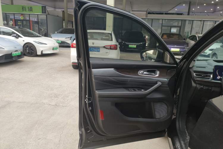 Used EXEED Lanyue 2021 400T Two-Wheel Drive Starlight Pro Edition 7-Seater
