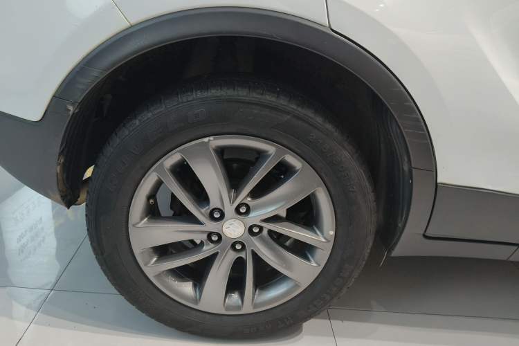 Used Buick Encore 2017 18T Automatic Two-Wheel Drive Urban Leading Model Right Rear Wheel Hub