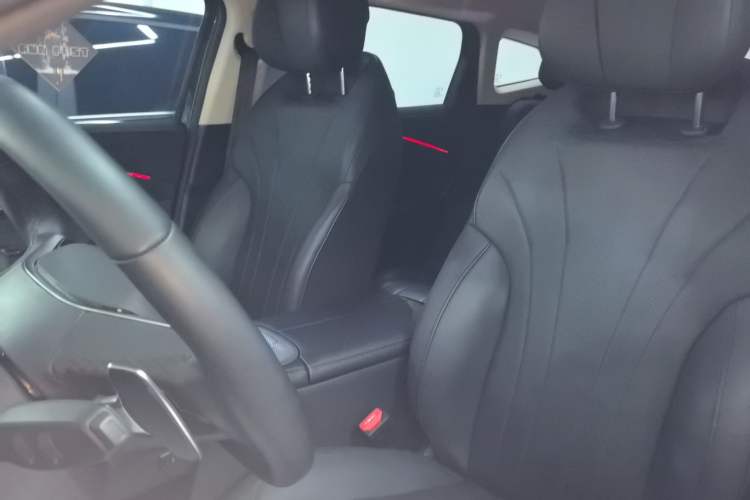 Used EXEED Lingyun 2025 300T Two-Wheel Drive Starry Edition Left Front Seat