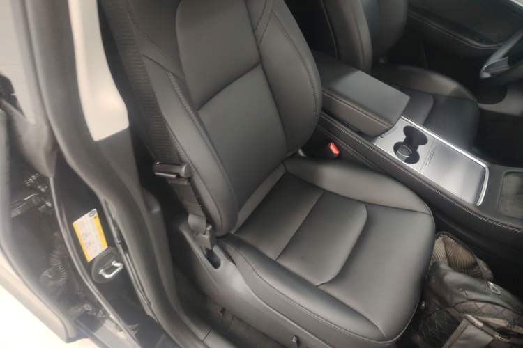 Used Tesla Model Y 2024 Rear-Wheel-Drive Version